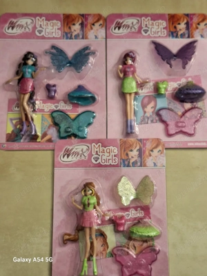 Set Figurine Winx - Layla, Tecna si Flora - imagine 2