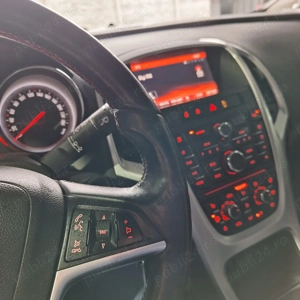 Vând  Opel Astra j tourer  - imagine 5