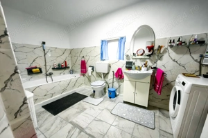 Casă de vânzare în Seini   zonă liniștită, teren generos, livadă și acces din două străzi - imagine 10