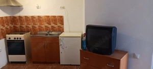 Inchiriez in GIROC garsoniera 