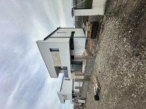 Casă de vânzare - Comuna Berceni ilfov - imagine 2