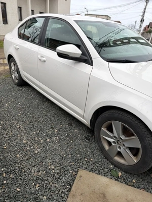 Skoda Octavia  - imagine 3