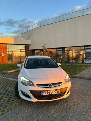 Vând opel astra j sedan (modelul lung), an 2013, motor  diesel 1.7 cdti, 110 cp.