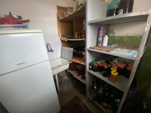 Apartament cu 3 camere, etaj 3, preț negociabil - imagine 3