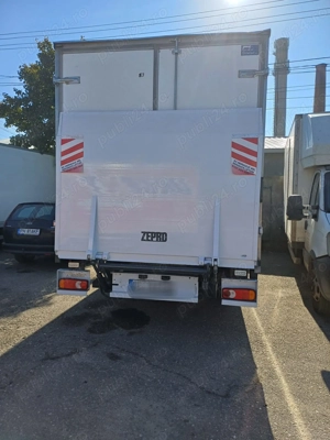 Vând  Renault master  cub cu lift hidraulic.  - imagine 3