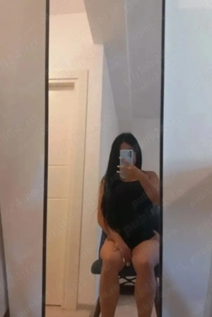 party girls suntem doua colege va asteptam sa ne facem de cap 