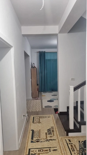 Proprietar vând jumate de duplex cu 5 camere în SĂCĂLAZ  - imagine 2