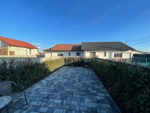 Vând casa înșiruită în Moșnița Nouă  - imagine 20