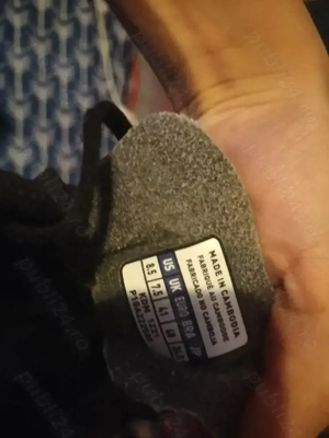 adidasi fotbal marime 40