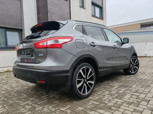 NIssan Qashqai TeknaDCINaviLedXenonCmr360PanoramicSemipieleKeyLesGoInczScauneJanteBicolore etc  - imagine 3