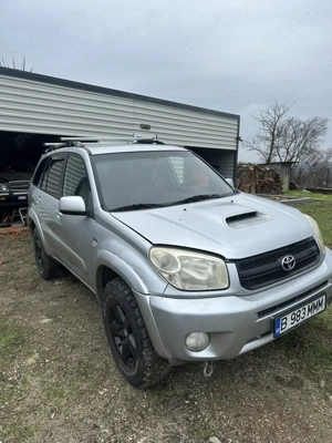 Toyota RAV4 2.0 D-4D, 2004 | 4x4 permanent | Preparată Off-Road | Pentru cunoscători