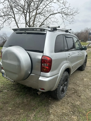 Toyota RAV4 2.0 D-4D, 2004 | 4x4 permanent | Preparată Off-Road | Pentru cunoscători - imagine 10