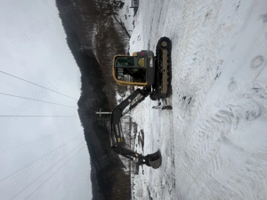 Excavator Volvo ECR 88 - imagine 3