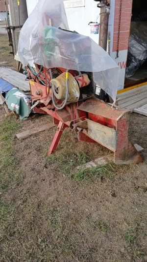 Tractor Universal 445 - imagine 5