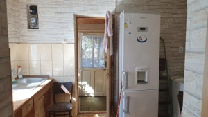 Casă locuibila, singur in curte. - imagine 2