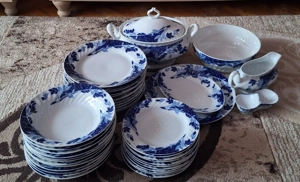 Vând veselă Cobalt 12 persoane