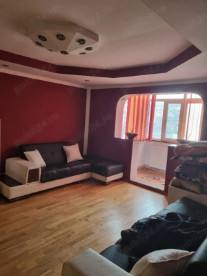 De închiriat apartament cu 3 camere  - imagine 2