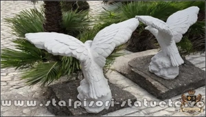 Statuetă vultur pe stâncă, șoim, alb marmorat, model S35. - imagine 4