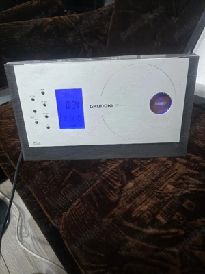Radio CD Grundig