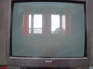 Tv ecran plat cu tub