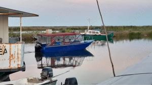 Barca  motor de vanzare 