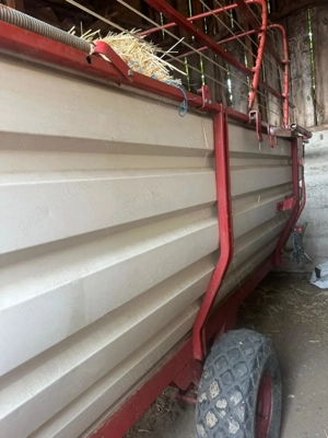 Remorcă de vânzare pentru fân sau lucernă - imagine 2