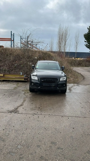 Audi Q5 2.0 Quattro - imagine 3