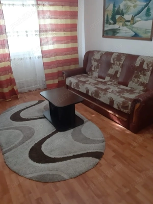 Inchiriez apartament