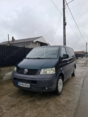 Vând Volkswagen T5 Transporter