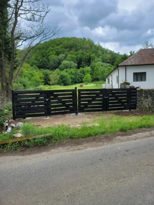 Vand Casa la tara cu 5 Ha de teren in jud Hunedoara - imagine 2