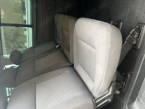 Volkswagen Caravelle 8+1 clima  - imagine 7