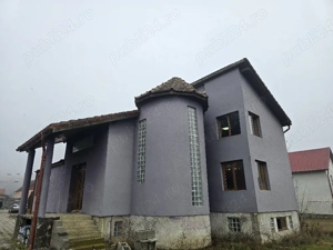 Vând casă în Dârlos, la 6 km de Mediaș - imagine 2