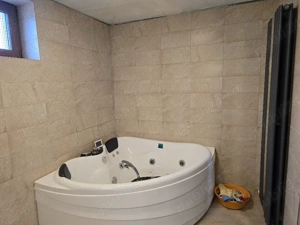 Vând casă în Dârlos, la 6 km de Mediaș - imagine 5