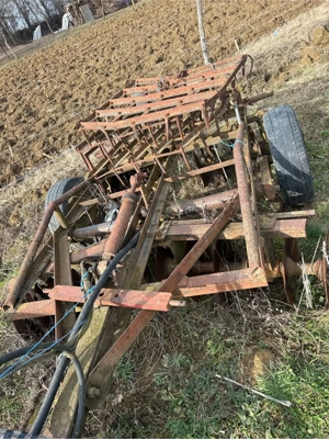 vand sau schimb cu tocator resturi vegetale disc cu 6 talere pe mosoare - imagine 4