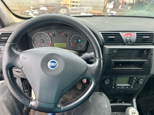 dezmembrez fiat stilo 2003