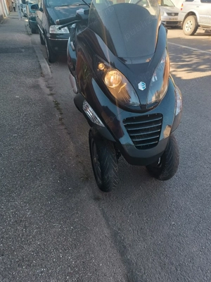 Piaggio MP3  - imagine 4