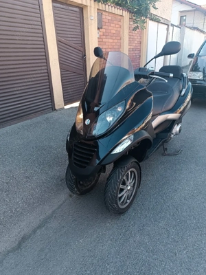 Piaggio MP3  - imagine 5