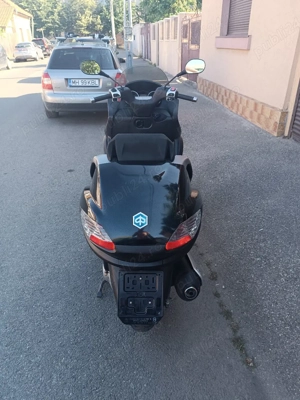 Piaggio MP3  - imagine 3