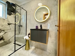 Apartament Cornisa etaj 1 lux - imagine 9