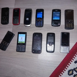 toate telefoanele merge la lot sau separat 