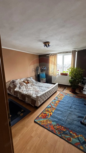 Casă în Darlos, teren 730 mp - imagine 3