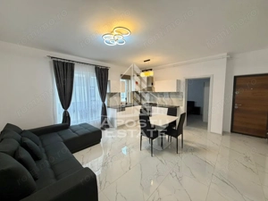 Apartament 3 camere, loc de parcare, centrala proprie, Giroc