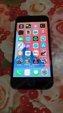 Vand tel uphone 7 liber de retea 4G  - imagine 3