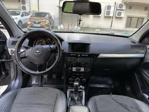 Opel Astra H 