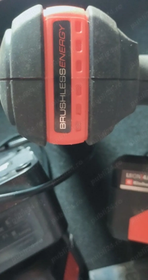 bormasina brusless cu percuție 