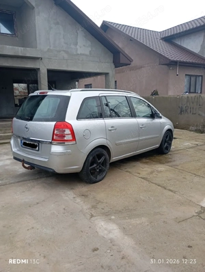 vând Opel Zafira B 