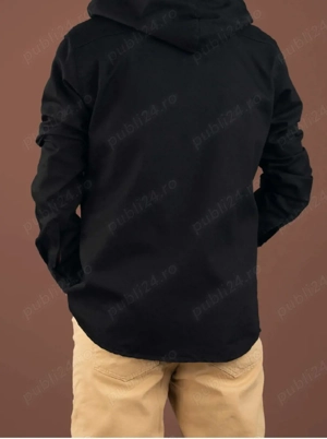 Cămașă Blugi cu glugă slim fit din bumbac 100%, de înaltă calitate. Nouă, cu etichetă 