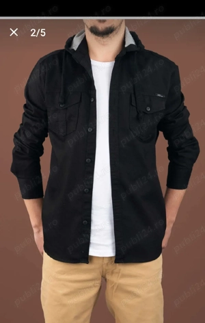 Cămașă Blugi cu glugă slim fit din bumbac 100%, de calitate. Nouă, cu etichetă atașată.