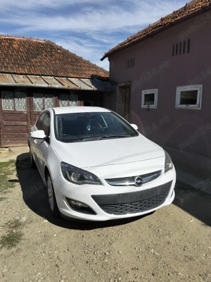 Opel Astra 2015 1.6 CDTI - imagine 4