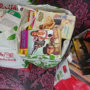 vind cărti vechi si noi - imagine 4